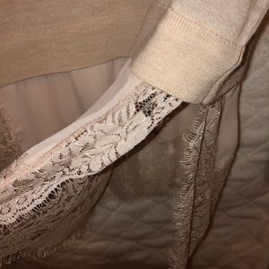 Club Monaco women’s sweater Size Small